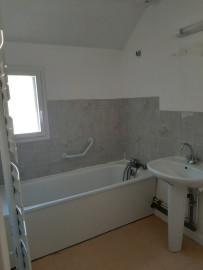 
                                                                                        Vente
                                                                                         MAISON T4
