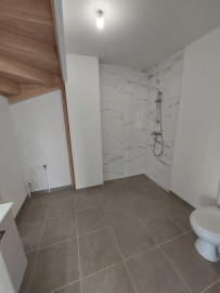 
                                                                                        Location
                                                                                         Maison T4 - 83.88m²