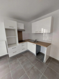 
                                                                                        Location
                                                                                         Maison T4 - 83.88m²