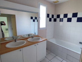 
                                                                                        Location
                                                                                         Maison T4 85.91m² à Créon