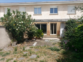 
                                                                                        Location
                                                                                         Maison T4 98m² à Cenon