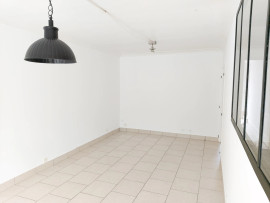 
                                                                                        Location
                                                                                         Maison T4 98m² à Cenon