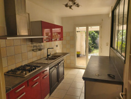 
                                                                                        Location
                                                                                         Maison T4 98m² à Cenon