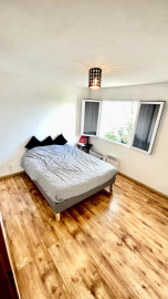 
                                                                                        Vente
                                                                                         Maison T4 Libre à Cenon