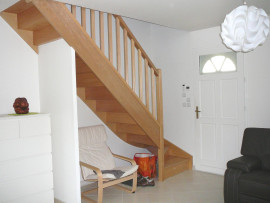 
                                                                                        Location
                                                                                         Maison T4, récente, fonctionnelle et tranquille ;