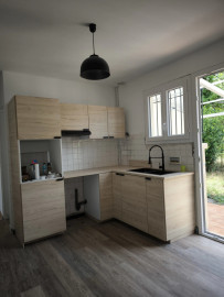 Location
Maison T5 / 92.5 m² / Créon / Nu