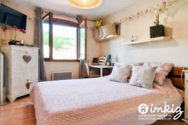 
                                                                                        Vente
                                                                                         Maison T5 avec grand terrain de 2500 m²