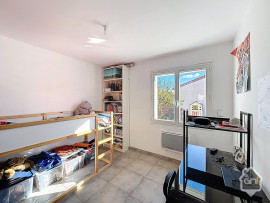 
                                                                                        Vente
                                                                                         Maison T5 avec jardin et piscine.