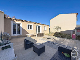 
                                                                                        Vente
                                                                                         Maison T5 avec jardin et piscine.