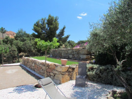 Vente
Maison traditionnelle avec appartement indépendant