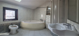 
                                                                                        Vente
                                                                                         Maison traditionnelle de T5 de 150 m² + garage sur un terrain de 1160 m²