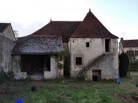 
                                                                                        Vente
                                                                                         Maison traditionnelle proche du canal de Bourgogne