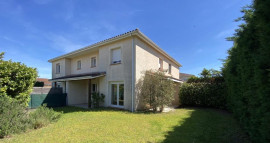 
                                                                                        Location
                                                                                         Maison/Villa  avec clim, jardin, piscine, 995€ TTC