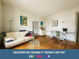 
                                                                                        Vente
                                                                                         MAISON - VUE LOIRE - 3 CHAMBRES - GARAGE - COURS