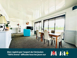 
                                                                                        Vente
                                                                                         MAISON - VUE LOIRE - 3 CHAMBRES - GARAGE - COURS