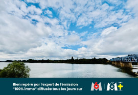 
                                                                                        Vente
                                                                                         MAISON - VUE LOIRE - 3 CHAMBRES - GARAGE - COURS