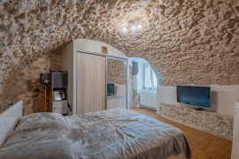 
                                                                                        Vente
                                                                                         MAISOND E VILLAGE - SAINT JEANNET