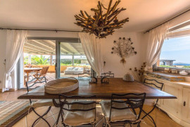 
                                                                                        Vente
                                                                                         Maisonette avec jardin privé - Ile de Cavallo