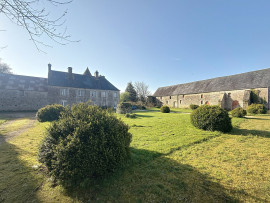 
                                                                                        Vente
                                                                                         Manoir du 16ème siècle dans le cotentin