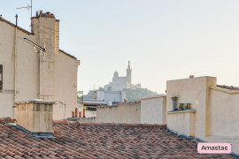 Location
Marseille 13001 - Appartement T2 lumineux proche du Vieux Port