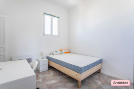 Colocation
Marseille 13003 - Spacieuse colocation T5 secteur Gare Saint Charles