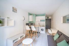 Location
Marseille 13006 - Charmant Studio lumineux au cœur de Marseille quartier Camas
