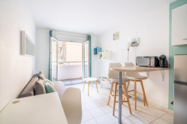 Location
Marseille 13006 - Charmant Studio lumineux au cœur de Marseille quartier Camas