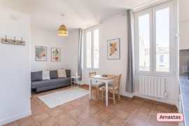 Location
Marseille 13006 - Studio lumineux et bien aménagé au cœur de Marseille