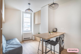Location
Marseille 13010 - Studio lumineux et bien aménagé au cœur de Marseille - HONORAIRES DE LOCATION OFFERTS