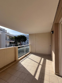 
                                                                                        Vente
                                                                                         Marseille Le Roy d'Espagne