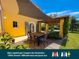 
                                                                                        Vente
                                                                                         Mas Provençal 6 Chambres + 1 Bureau