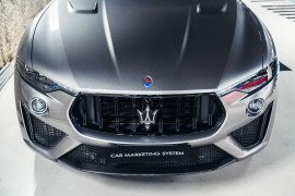 
                                                                                        Voiture
                                                                                         Maserati Levante (I.II) Trofeo V8 3.8 580