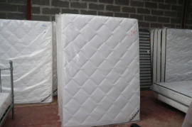 
                                                                        Meuble
                                                                         Matelas 2 personnes