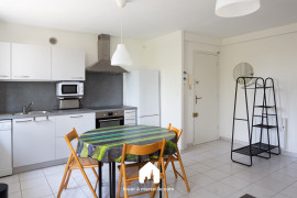 
                                                                                        Location
                                                                                         Mazargues Plaisance