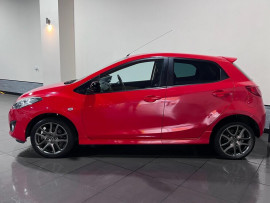 Voiture
                                                                                MAZDA2 1.3 Venture Hatchback 5dr Petrol Manual Euro 5 (84 ps)