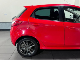 Voiture
                                                                                MAZDA2 1.3 Venture Hatchback 5dr Petrol Manual Euro 5 (84 ps)