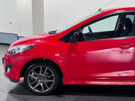 Voiture
                                                                                MAZDA2 1.3 Venture Hatchback 5dr Petrol Manual Euro 5 (84 ps)