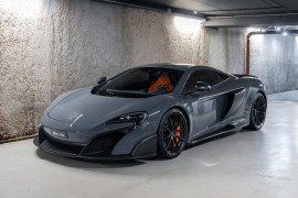 
                                                                                        Voiture
                                                                                         McLaren 675 LT