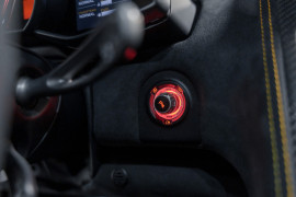 
                                                                                        Voiture
                                                                                         McLaren 675 LT