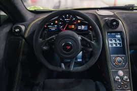 
                                                                                        Voiture
                                                                                         McLaren 675LT Coupé V8 3.8 675 ch