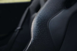 
                                                                                        Voiture
                                                                                         McLaren 675LT Coupé V8 3.8 675 ch