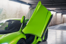 
                                                                                        Voiture
                                                                                         McLaren 675LT V8 3.8 675