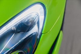 
                                                                                        Voiture
                                                                                         McLaren 675LT V8 3.8 675