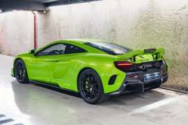 
                                                                                        Voiture
                                                                                         McLaren 675LT V8 3.8 675