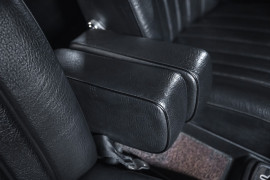 
                                                                                        Voiture
                                                                                         Mercedes 280 SE