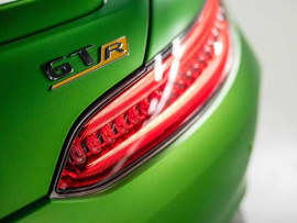 
                                                                                        Voiture
                                                                                         Mercedes AMG GT R Roadster V8 4.0 585 - 1 of 750