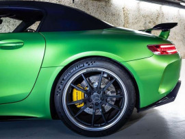 
                                                                                        Voiture
                                                                                         Mercedes AMG GT R Roadster V8 4.0 585 - 1 of 750