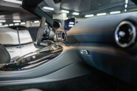 
                                                                                        Voiture
                                                                                         Mercedes AMG GT R Roadster V8 4.0 585 - 1 of 750