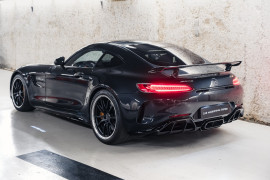 
                                                                                        Voiture
                                                                                         Mercedes AMG GT R V8 4.0 585 Speedshift 7