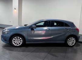 Voiture
                                                                                Mercedes-Benz A-Class 1.8 A180 CDI BlueEfficiency SE Hatchback 5dr Diesel 7G-DCT Euro 5 (s/s) (109 ps)